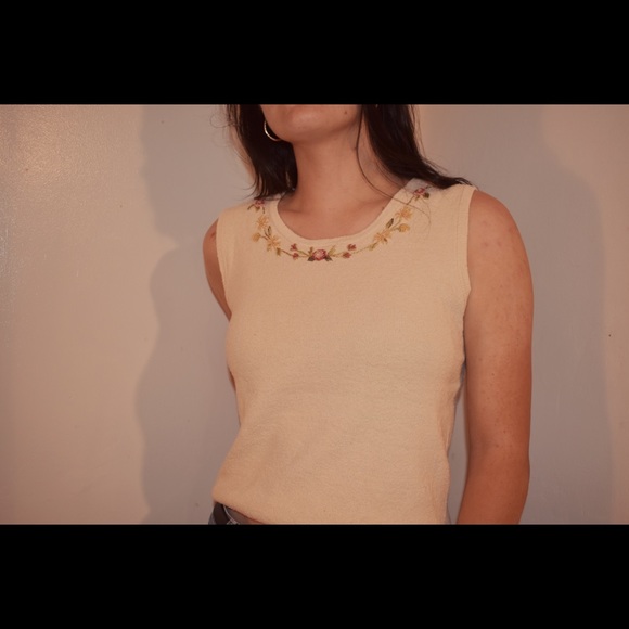 Vintage Floral Detailed Cream Sweater Vest - Picture 2 of 5